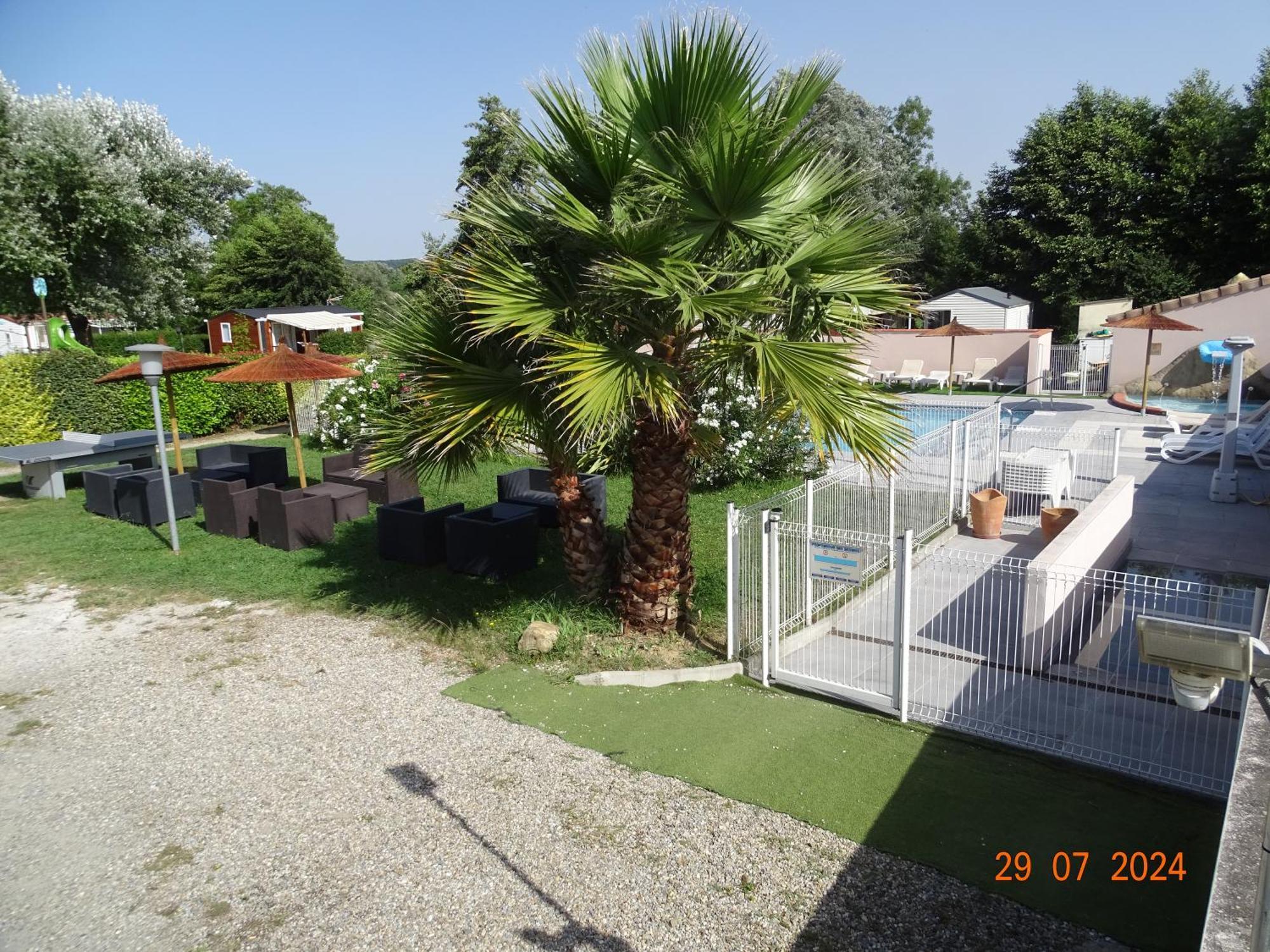 Hotel Camping Les Nysades Mirepoix  Exteriér fotografie